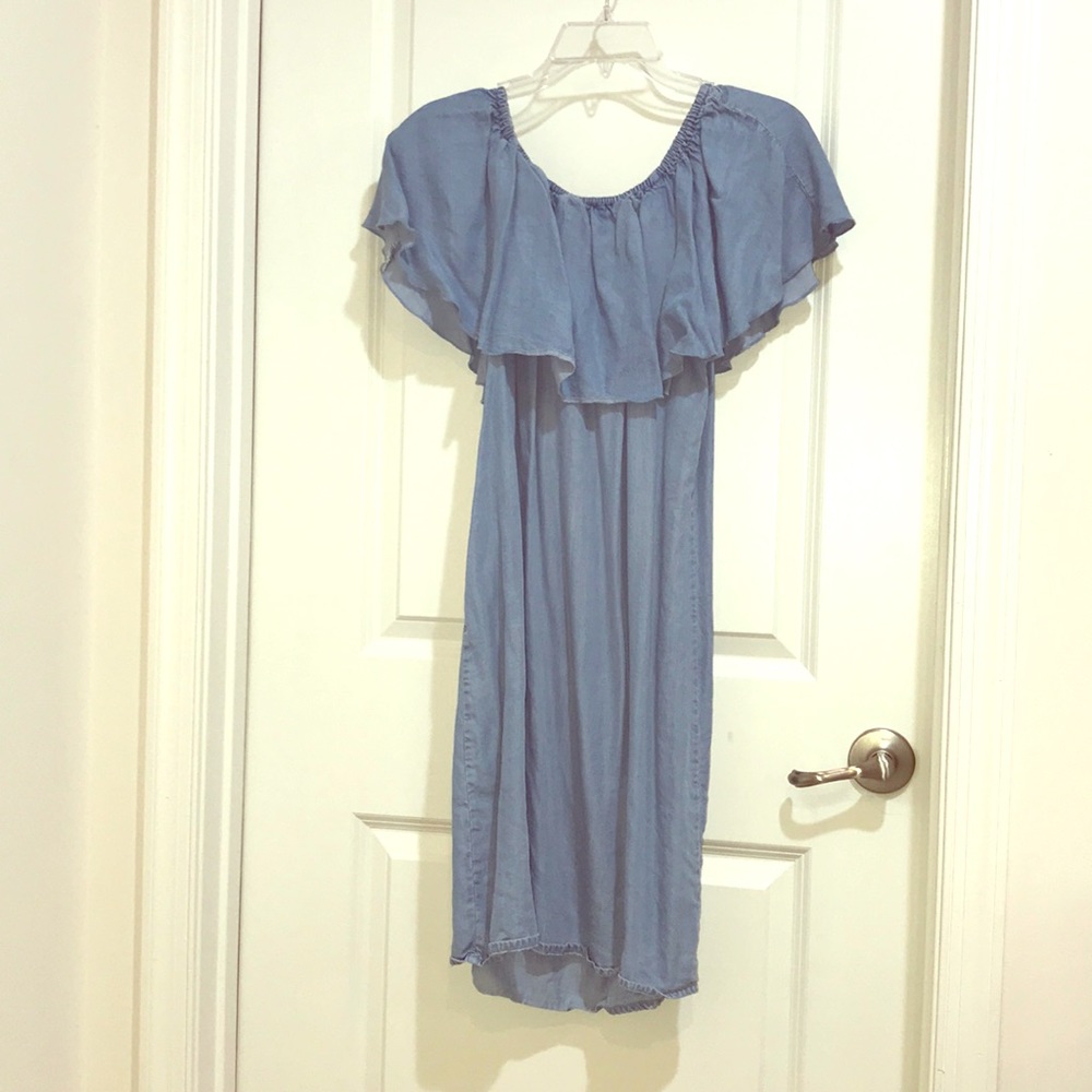 Off-the-shoulder denim dress